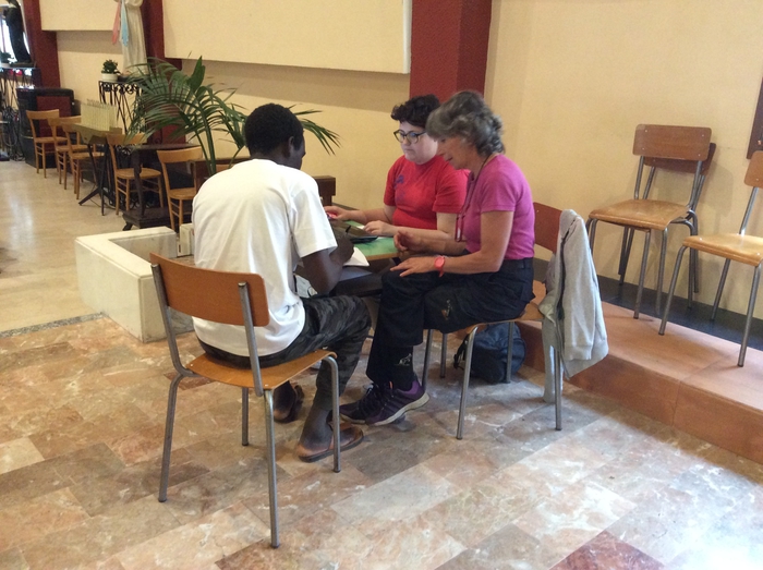 Migranti: registrazioni in chiesa a Ventimiglia