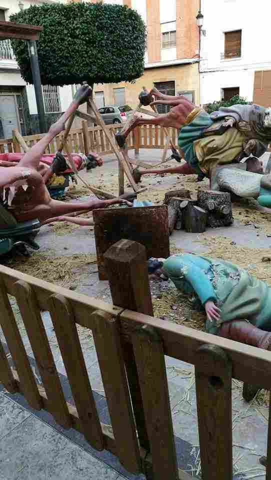 presepe-atacado-municipio-valencia2