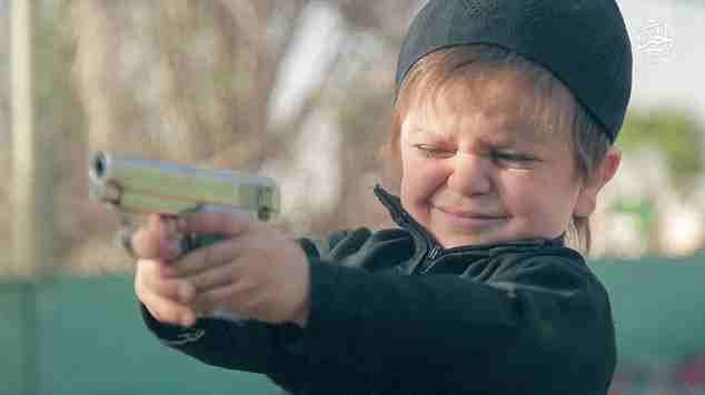 isis-bimbo3bf5f35b00000578-0-image-m-7_1483902737244