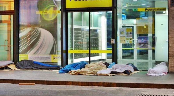 Poste italiane assume migranti al posto italiani, uffici riservati a ... Poste italiane immigrazione