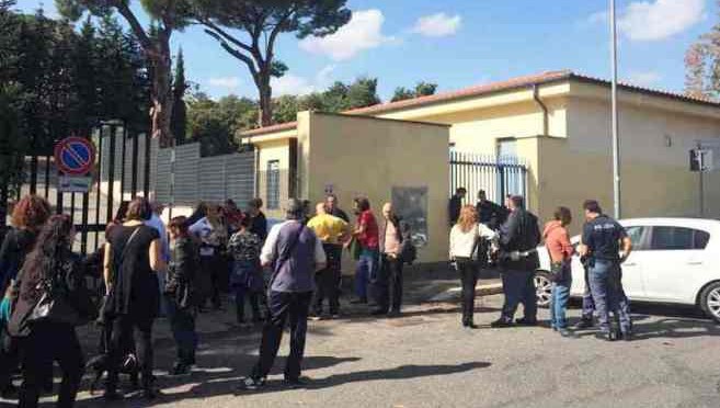L’ultimo regalo di Marino ad un quartiere: 80 clandestini