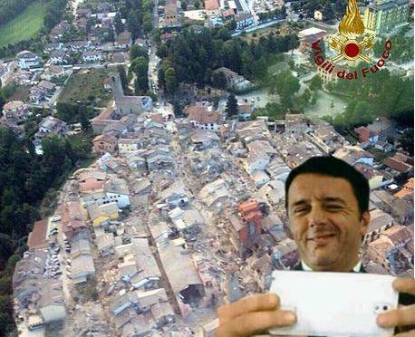 Renzi vola ad Amatrice per farsi un selfie coi terremotati