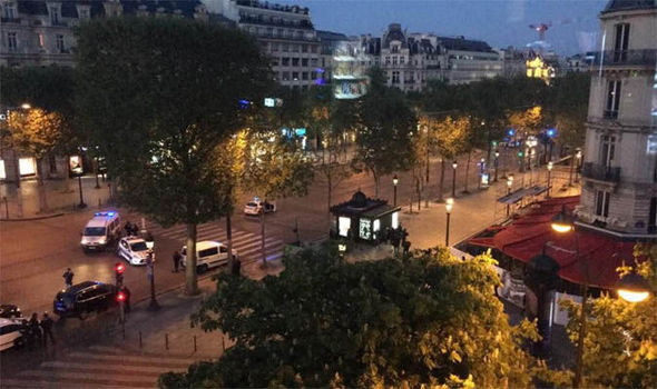 SPARI AGLI CHAMPS ELYSEES: MORTI E FERITI TRA AGENTI – DIRETTA VIDEO