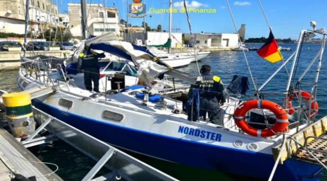 Vendetta PD: veliero scarica 50 clandestini a Brindisi