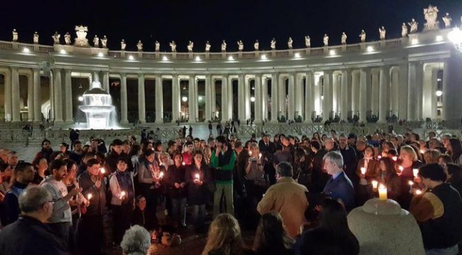 Alfie: veglia di preghiera a piazza San Pietro