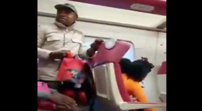 Nigeriano senza biglietto aggredisce capotreno e militare