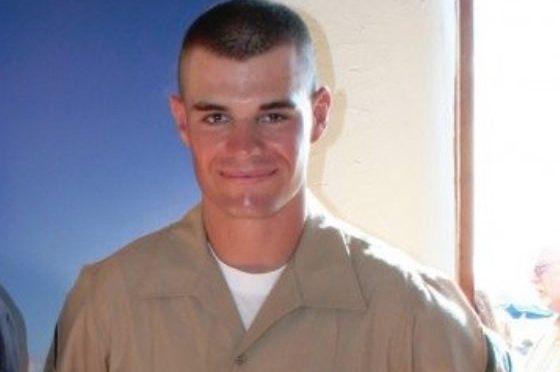 Ex soldato spara contro giovani, strage a Los Angeles: 13 morti