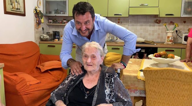 Nonna Rosa, 90 anni: “Tutti i clandestini se ne devono andare”