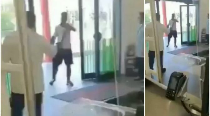 Clandestino armato di bastone irrompe al supermercato e aggredisce clienti – VIDEO