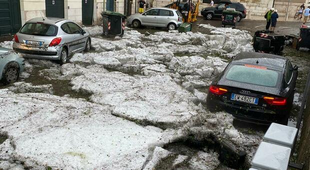 Violento nubifragio a Verona: bomba d’acqua e grandine, strade allagate e auto sott’acqua